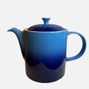 NEW Le Creuset Grand Teapot Blue Ceramic Teapot